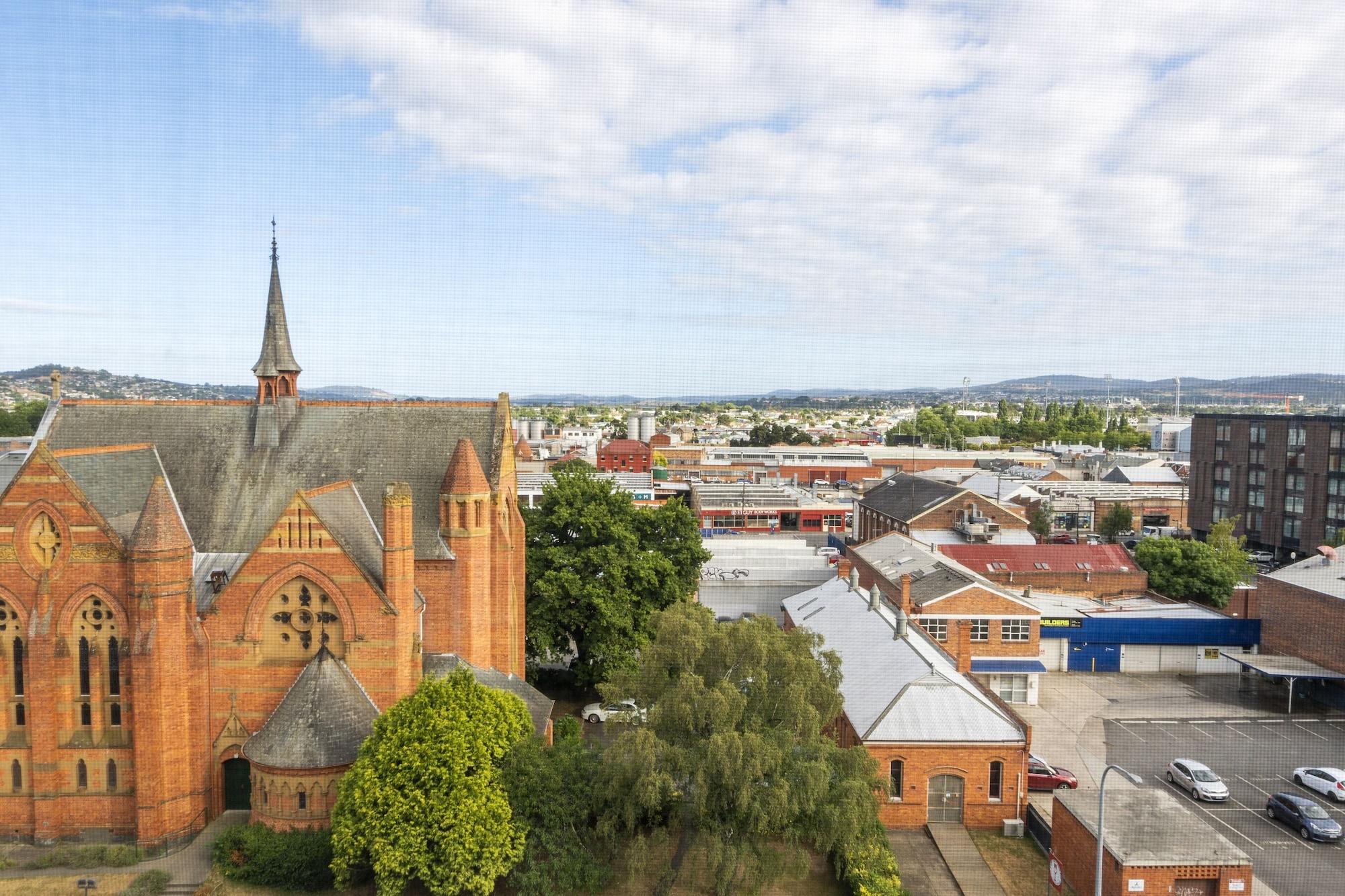 Hotel Grand Chancellor Launceston Exterior photo