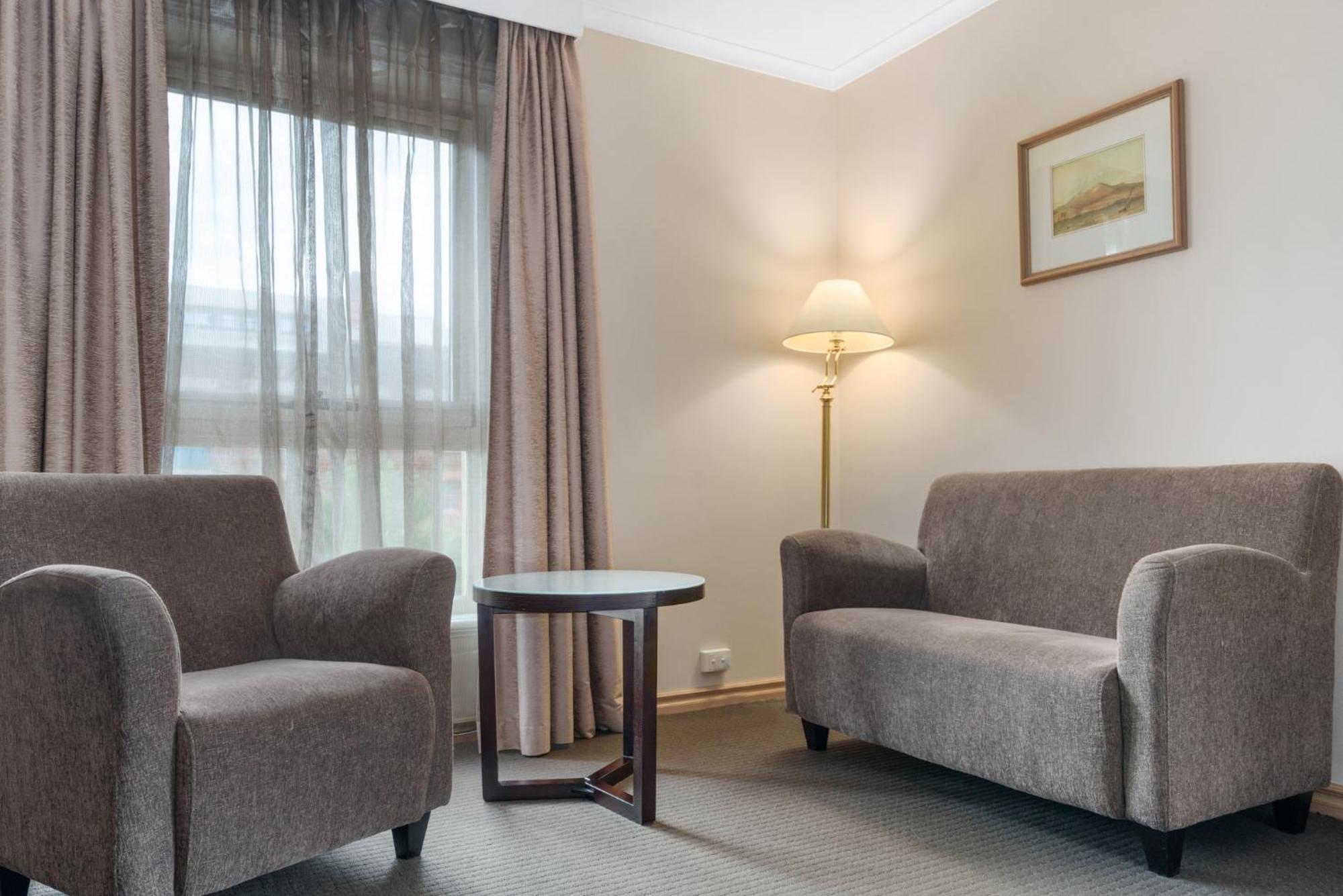 Hotel Grand Chancellor Launceston Room photo